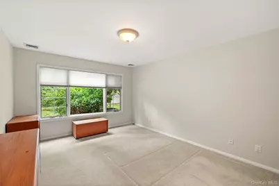 34 Cedar Ridge Lane, Bay Shore, NY 11706 - Photo 12