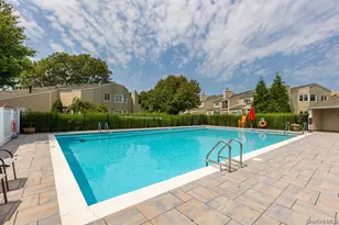 34 Cedar Rdg Ln, Bay Shore, NY 11706 - Photo 22
