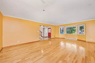 1103 Carlls Straight Path, Dix Hills, NY 11746 - Photo 14