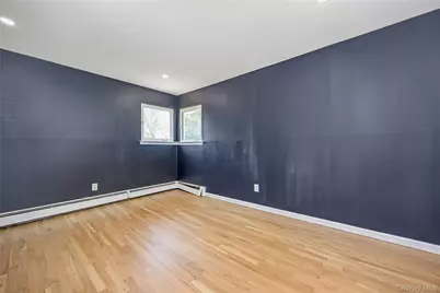 1103 Carlls Straight Path, Dix Hills, NY 11746 - Photo 26