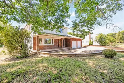 1103 Carlls Straight Path, Dix Hills, NY 11746 - Photo 4