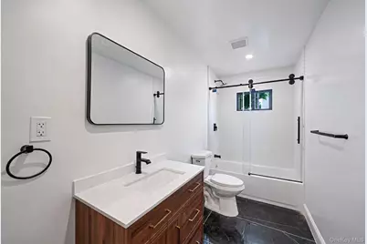 30 Bradley Drive, Shoreham, NY 11786 - Photo 28