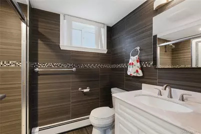 3 Hardy Place, Yonkers, NY 10703 - Photo 24