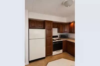 563 Ellsworth Avenue #3, Bronx, NY 10465 - Photo 2