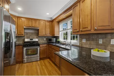 11 Prince Street #C5, New Rochelle, NY 10801 - Photo 6