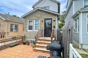 146-11 123rd Ave, Jamaica, NY 11436 - Photo 2