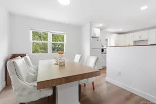 841 Willow Rd, Franklin Square, NY 11010 - Photo 10
