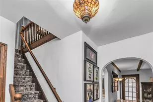 20 Voorhees Pl, Malverne, NY 11565 - Photo 20