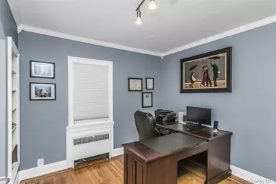 20 Voorhees Place, Malverne, NY 11565 - Photo 16