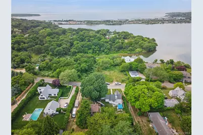 89 S Elroy Drive, Montauk, NY 11954 - Photo 12