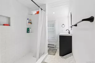 89 S Elroy Dr, Montauk, NY 11954 - Photo 10