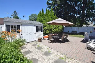 88 East St, Hicksville, NY 11801 - Photo 20