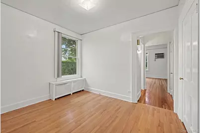 242 Mayflower Avenue #1st floor, New Rochelle, NY 10801 - Photo 10