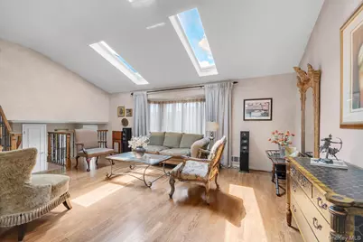36 Sullivan Drive, Jericho, NY 11753 - Photo 4