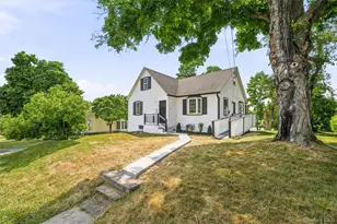 3 Pond Rd, Walden, NY 12586 - Photo 2