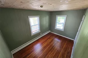 3 White St, Highland, NY 12528 - Photo 16