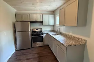 3 White St, Highland, NY 12528 - Photo 8