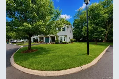 39 Merrimack Road, Smithtown, NY 11787 - Photo 2
