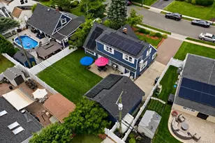 7 Disc Ln, Wantagh, NY 11793 - Photo 34
