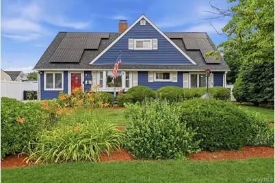 7 Disc Lane, Wantagh, NY 11793 - Photo 1