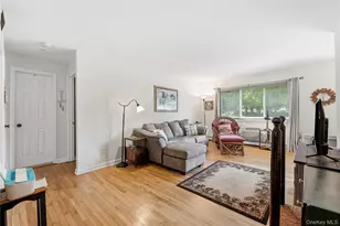 2449 Union Blvd, Islip, NY 11751 - Photo 10