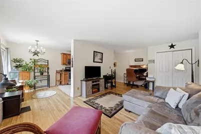 2449 Union Boulevard #39A, Islip, NY 11751 - Photo 8