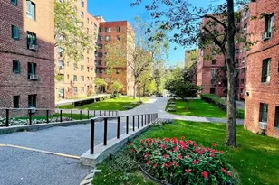 1686 Metropolitan Ave, Bronx, NY 10462 - Photo 1