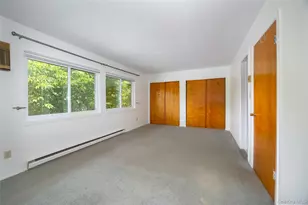 1004 Chelsea Cove S, Hopewell Junction, NY 12533 - Photo 8