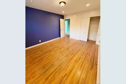 85-05 148th Street #2nd flr, Briarwood, NY 11435 - Photo 10