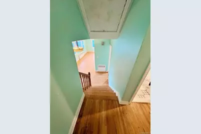 85-05 148th Street #2nd flr, Briarwood, NY 11435 - Photo 6