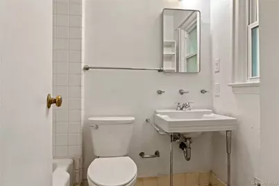 4670 Independence Avenue, Bronx, NY 10471 - Photo 18