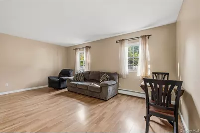 17 Nottingham Drive, Wheatley Heights, NY 11798 - Photo 22