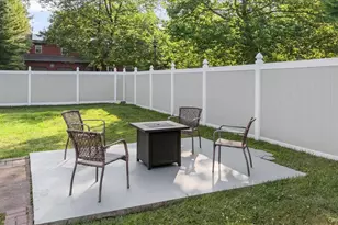 17 Nottingham Dr, Wheatley Heights, NY 11798 - Photo 32
