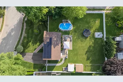 17 Nottingham Drive, Wheatley Heights, NY 11798 - Photo 34