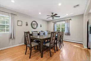 17 Nottingham Dr, Wheatley Heights, NY 11798 - Photo 6
