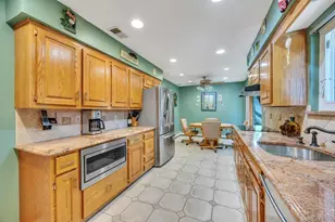 17 Cedar Pl, Kings Park, NY 11754 - Photo 14