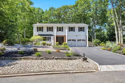 17 Cedar Place, Kings Park, NY 11754 - Photo 1