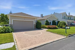 95 Hamlet Dr, Mount Sinai, NY 11766 - Photo 2