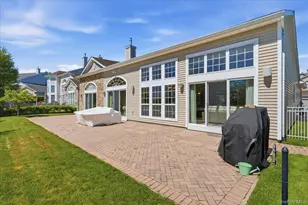 95 Hamlet Dr, Mount Sinai, NY 11766 - Photo 24