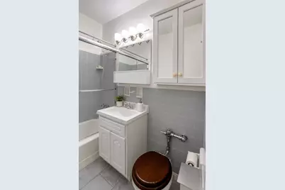 180 Van Cortlandt Park S #3F, Bronx, NY 10463 - Photo 8