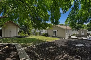 5 Willets Dr, Syosset, NY 11791 - Photo 24