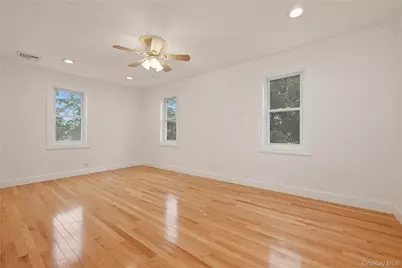6 Prospect Street, Hicksville, NY 11801 - Photo 18