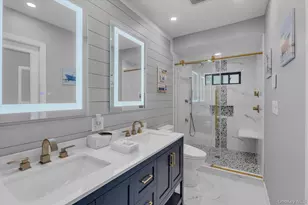 31 Apple Ln, Commack, NY 11725 - Photo 12
