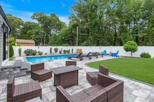 31 Apple Ln, Commack, NY 11725 - Photo 22