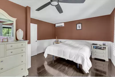 31 Apple Lane, Commack, NY 11725 - Photo 10
