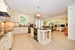 245 Harbor Hill Rd, Roslyn, NY 11576 - Photo 12