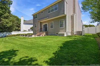 15 Scenicview Crescent, Manorville, NY 11949 - Photo 28