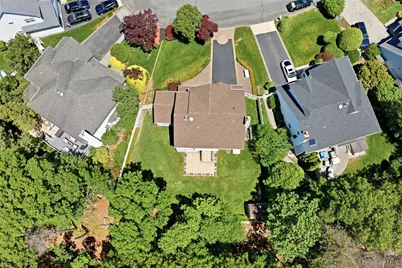 15 Scenicview Crescent, Manorville, NY 11949 - Photo 32