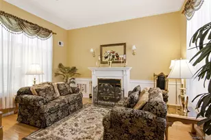 15 Scenic View Cres, Manorville, NY 11949 - Photo 8