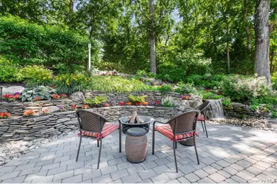 10 Serene Court, Dix Hills, NY 11746 - Photo 6